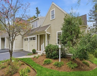 17 Hannah Brook Waye, Marshfield, Massachusetts, 2 Bedrooms Bedrooms, 8 Rooms Rooms,2.5 BathroomsBathrooms,Residential,For Sale,Hannah Brook Waye,73519174