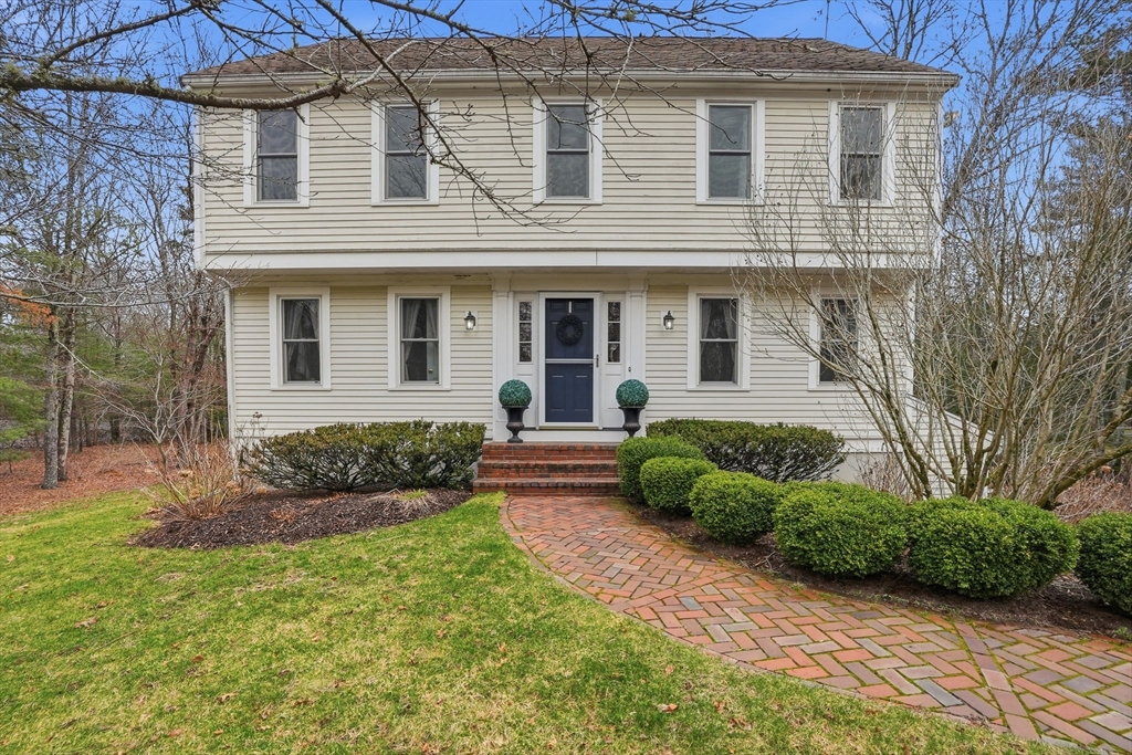 17 Oak St, Plympton, Massachusetts, 4 Bedrooms Bedrooms, 10 Rooms Rooms,2.5 BathroomsBathrooms,Residential,For Sale,Oak St,73494944