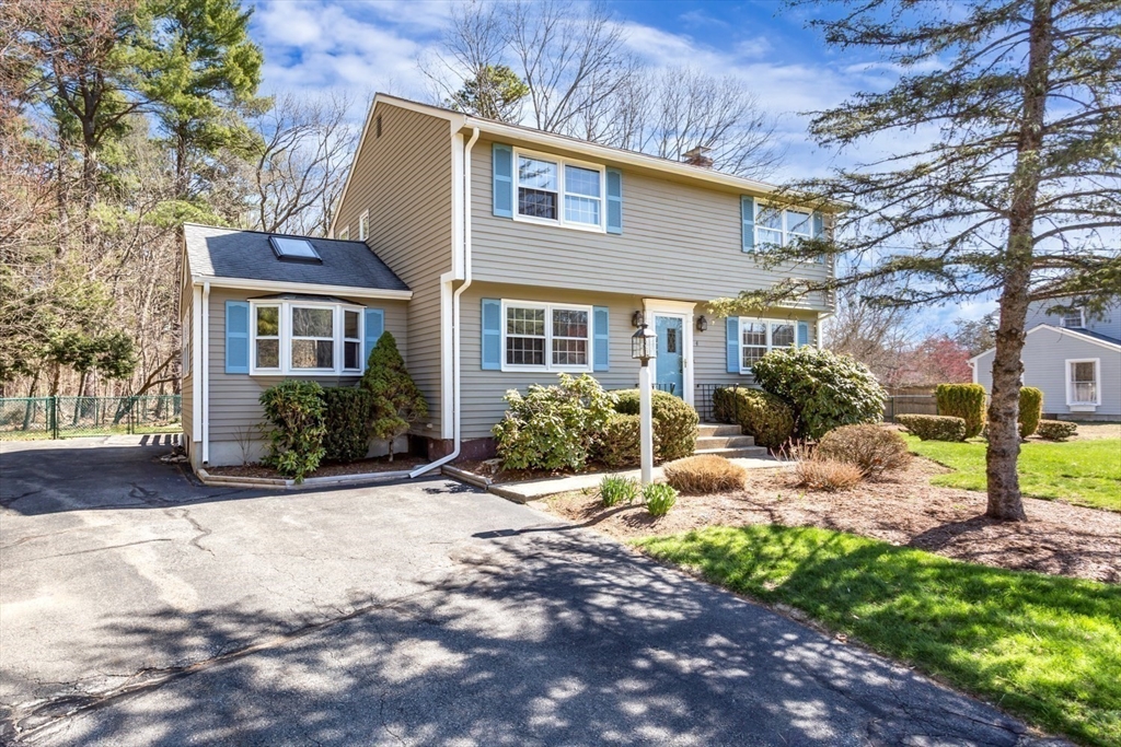 4 Independence Lane, Millis, Massachusetts, 4 Bedrooms Bedrooms, 8 Rooms Rooms,1.5 BathroomsBathrooms,Residential,For Sale,Independence Lane,73500736