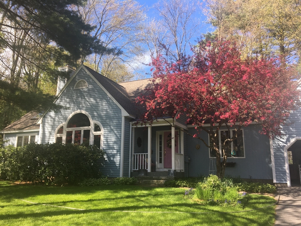 47 Park St, Shrewsbury, Massachusetts, 3 Bedrooms Bedrooms, 7 Rooms Rooms,2.5 BathroomsBathrooms,Residential,For Sale,Park St,73488083