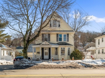 360 Lincoln Ave, Saugus, Massachusetts, 5 Bedrooms Bedrooms, 10 Rooms Rooms,2 BathroomsBathrooms,Residential Income,For Sale,Lincoln Ave,73486159
