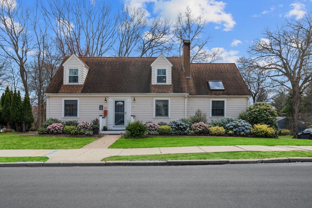 50 Kendall Road, Newton, Massachusetts, 4 Bedrooms Bedrooms, 10 Rooms Rooms,2 BathroomsBathrooms,Residential,For Sale,Kendall Road,73498937