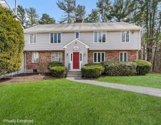 17 Pinebrook Ln, Easton, Massachusetts, 2 Bedrooms Bedrooms, 4 Rooms Rooms,1 BathroomBathrooms,Residential,For Sale,Pinebrook Ln,73492880