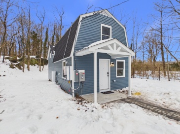122 Truro St, New Bedford, Massachusetts, 3 Bedrooms Bedrooms, 3 Rooms Rooms,1 BathroomBathrooms,Residential,For Sale,Truro St,73479515 122 Truro St, New Bedford, Massachusetts, 3 Bedrooms Bedrooms, 3 Rooms Rooms,1 BathroomBathrooms,Residential,For Sale,Truro St,73479515