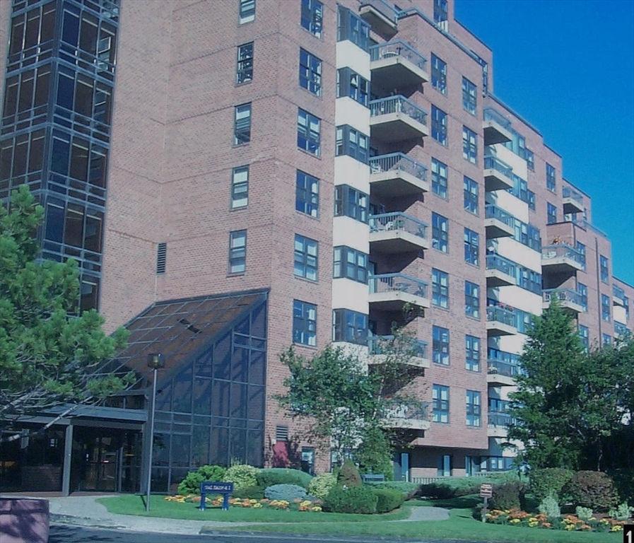 1 Seal Harbor Rd, Winthrop, Massachusetts, 1 Bedroom Bedrooms, 4 Rooms Rooms,1 BathroomBathrooms,Residential,For Sale,Seal Harbor Rd,73477376