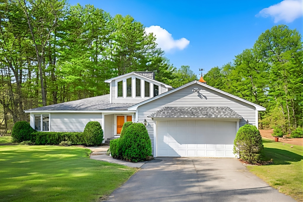 640 South St., Tewksbury, Massachusetts, 3 Bedrooms Bedrooms, 11 Rooms Rooms,2.5 BathroomsBathrooms,Residential,For Sale,South St.,73490229