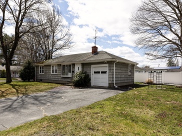 13 Ballydrain Road, Framingham, Massachusetts, 3 Bedrooms Bedrooms, 6 Rooms Rooms,1.5 BathroomsBathrooms,Residential,For Sale,Ballydrain Road,73501210 13 Ballydrain Road, Framingham, Massachusetts, 3 Bedrooms Bedrooms, 6 Rooms Rooms,1.5 BathroomsBathrooms,Residential,For Sale,Ballydrain Road,73501210