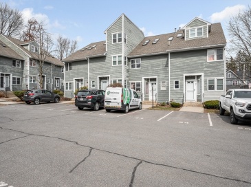 38 Farmland Rd, Lowell, Massachusetts, 3 Bedrooms Bedrooms, 6 Rooms Rooms,1.5 BathroomsBathrooms,Residential,For Sale,Farmland Rd,73493888 38 Farmland Rd, Lowell, Massachusetts, 3 Bedrooms Bedrooms, 6 Rooms Rooms,1.5 BathroomsBathrooms,Residential,For Sale,Farmland Rd,73493888