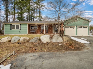 5 Lynn Lee Ter, East Bridgewater, Massachusetts, 3 Bedrooms Bedrooms, 7 Rooms Rooms,1.5 BathroomsBathrooms,Residential,For Sale,Lynn Lee Ter,73488020 5 Lynn Lee Ter, East Bridgewater, Massachusetts, 3 Bedrooms Bedrooms, 7 Rooms Rooms,1.5 BathroomsBathrooms,Residential,For Sale,Lynn Lee Ter,73488020