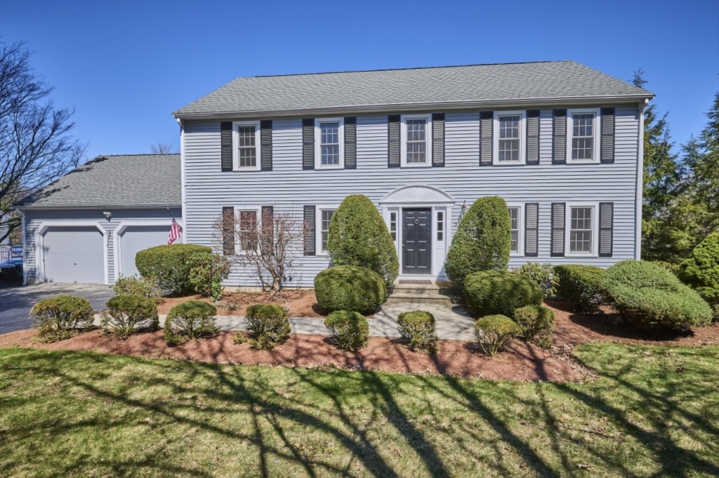 7 Gibbs Valley Path, Framingham, Massachusetts, 4 Bedrooms Bedrooms, 9 Rooms Rooms,2.5 BathroomsBathrooms,Residential Lease,For Rent,Gibbs Valley Path,73499857