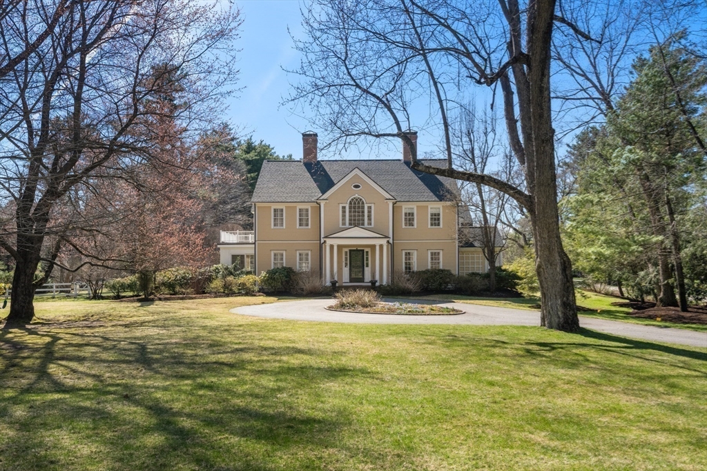 2 Moore Road, Wayland, Massachusetts, 5 Bedrooms Bedrooms, 13 Rooms Rooms,5 BathroomsBathrooms,Residential,For Sale,Moore Road,73500022