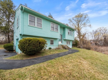 2 Simpson Dr, Framingham, Massachusetts, 3 Bedrooms Bedrooms, 8 Rooms Rooms,1.5 BathroomsBathrooms,Residential,For Sale,Simpson Dr,73497632 2 Simpson Dr, Framingham, Massachusetts, 3 Bedrooms Bedrooms, 8 Rooms Rooms,1.5 BathroomsBathrooms,Residential,For Sale,Simpson Dr,73497632