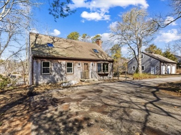 1094 County Road, Bourne, Massachusetts, 3 Bedrooms Bedrooms, 6 Rooms Rooms,3 BathroomsBathrooms,Residential,For Sale,County Road,73487753 1094 County Road, Bourne, Massachusetts, 3 Bedrooms Bedrooms, 6 Rooms Rooms,3 BathroomsBathrooms,Residential,For Sale,County Road,73487753