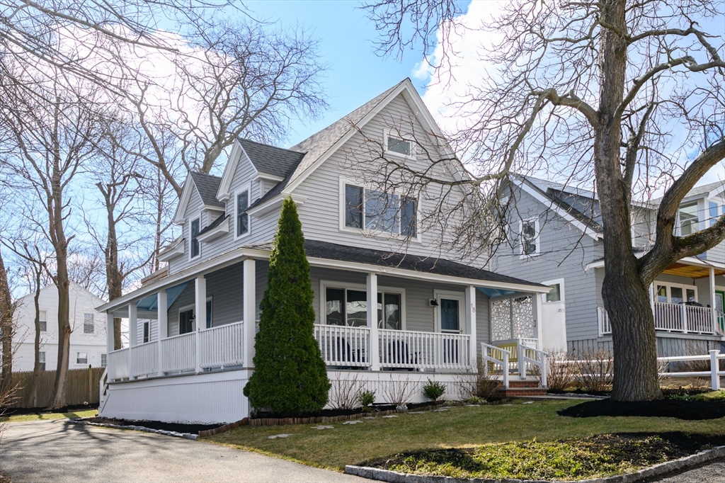 18 Standish Road, Hull, Massachusetts, 4 Bedrooms Bedrooms, 7 Rooms Rooms,2 BathroomsBathrooms,Residential,For Sale,Standish Road,73492660