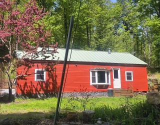 211 West St, Worthington, Massachusetts, 2 Bedrooms Bedrooms, 5 Rooms Rooms,1 BathroomBathrooms,Residential,For Sale,West St,73519776