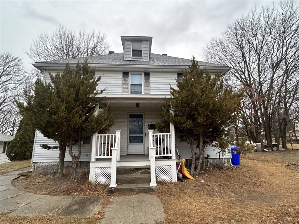 16 East Walnut, Milford, Massachusetts, 3 Bedrooms Bedrooms, 5 Rooms Rooms,1 BathroomBathrooms,Residential Lease,For Rent,East Walnut,73519762