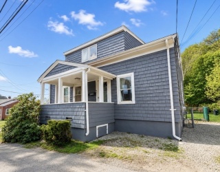 637 Nantasket Ave, Hull, Massachusetts, 6 Bedrooms Bedrooms, 12 Rooms Rooms,3 BathroomsBathrooms,Residential Income,For Sale,Nantasket Ave,73519375