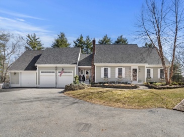 439 Wethersfield Street, Rowley, Massachusetts, 3 Bedrooms Bedrooms, 8 Rooms Rooms,3.5 BathroomsBathrooms,Residential,For Sale,Wethersfield Street,73492437 439 Wethersfield Street, Rowley, Massachusetts, 3 Bedrooms Bedrooms, 8 Rooms Rooms,3.5 BathroomsBathrooms,Residential,For Sale,Wethersfield Street,73492437