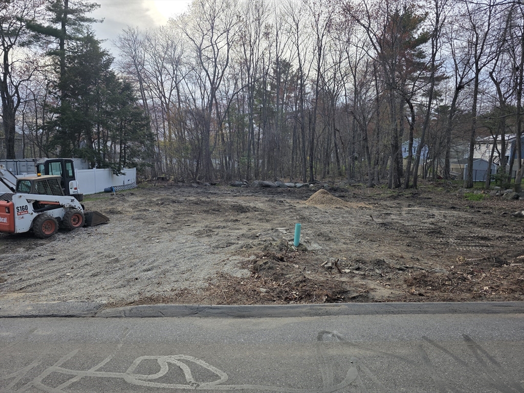 3 Stanwood Rd, Salem, New Hampshire, ,Land,For Sale,Stanwood Rd,73519940
