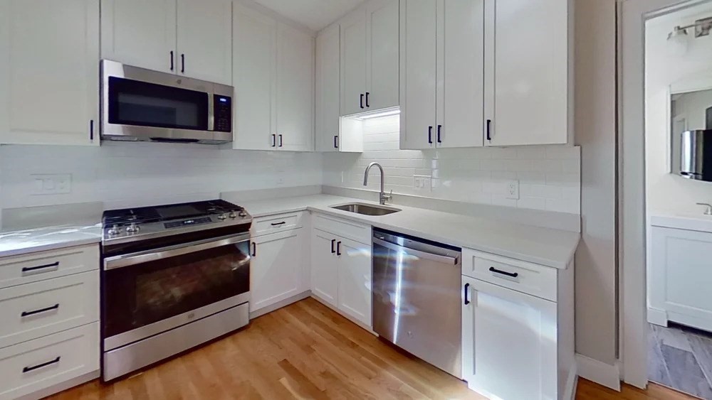 57 Hemman St., Boston, Massachusetts, 2 Bedrooms Bedrooms, 4 Rooms Rooms,1 BathroomBathrooms,Residential Lease,For Rent,Hemman St.,73519848