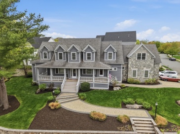 1 Twin Springs Drive, Saugus, Massachusetts, 4 Bedrooms Bedrooms, 13 Rooms Rooms,4.5 BathroomsBathrooms,Residential,For Sale,Twin Springs Drive,73519784