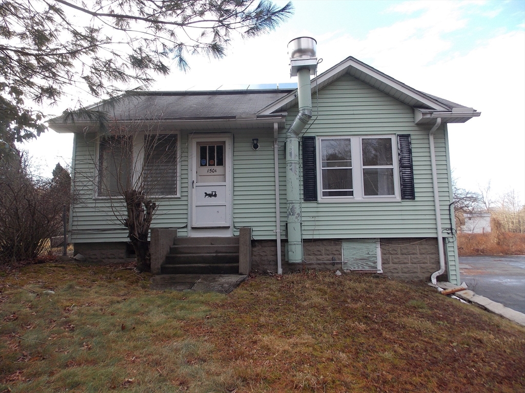 150 Framingham Rd, Southborough, Massachusetts, 5 Bedrooms Bedrooms, 8 Rooms Rooms,1.5 BathroomsBathrooms,Residential Lease,For Rent,Framingham Rd,73519985