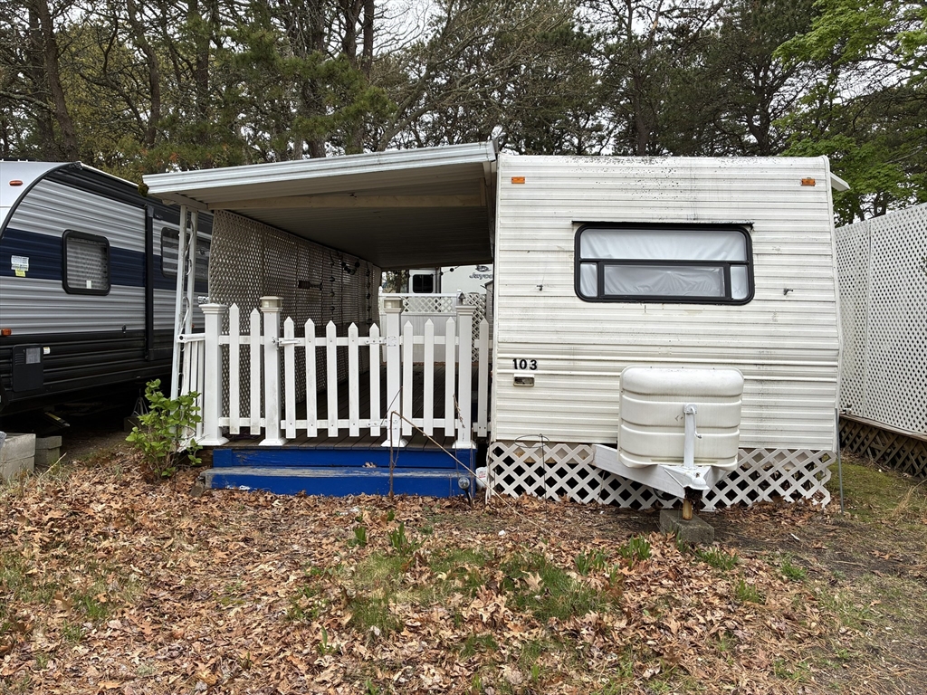 698 Willow Street, Yarmouth, Massachusetts, 1 Bedroom Bedrooms, 3 Rooms Rooms,1 BathroomBathrooms,Residential,For Sale,Willow Street,73520010