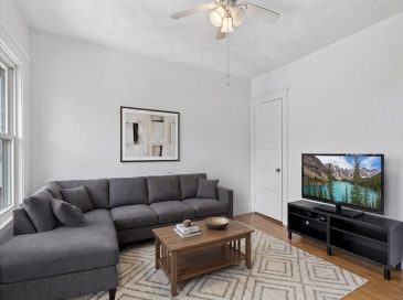 1619 Mass Ave, Cambridge, Massachusetts, 3 Bedrooms Bedrooms, 6 Rooms Rooms,1 BathroomBathrooms,Residential Lease,For Rent,Mass Ave,73520034