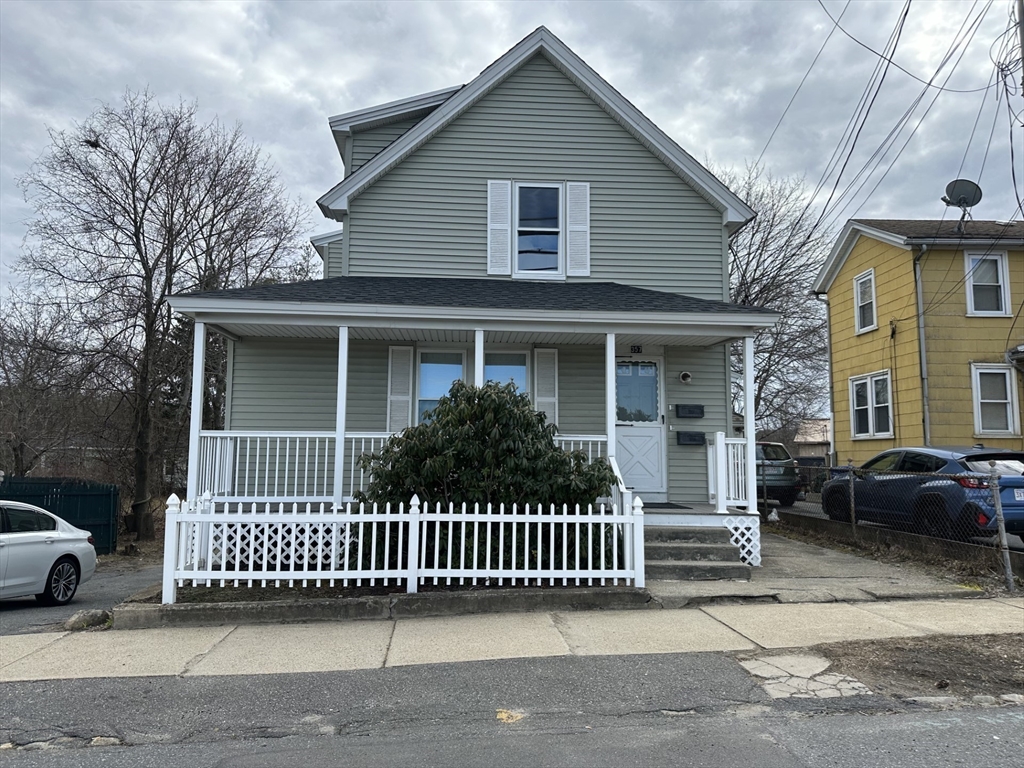 357 Lancaster St, Leominster, Massachusetts, 1 Bedroom Bedrooms, 4 Rooms Rooms,1 BathroomBathrooms,Residential Lease,For Rent,Lancaster St,73520131