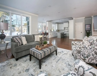 35 Hanson Road, Newton, Massachusetts, 5 Bedrooms Bedrooms, 13 Rooms Rooms,4.5 BathroomsBathrooms,Residential Lease,For Rent,Hanson Road,73520160