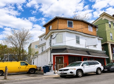 106 E Haverhill, Lawrence, Massachusetts, 7 Bedrooms Bedrooms, 8 Rooms Rooms,4 BathroomsBathrooms,Residential Income,For Sale,E Haverhill,73520168 106 E Haverhill, Lawrence, Massachusetts, 7 Bedrooms Bedrooms, 8 Rooms Rooms,4 BathroomsBathrooms,Residential Income,For Sale,E Haverhill,73520168