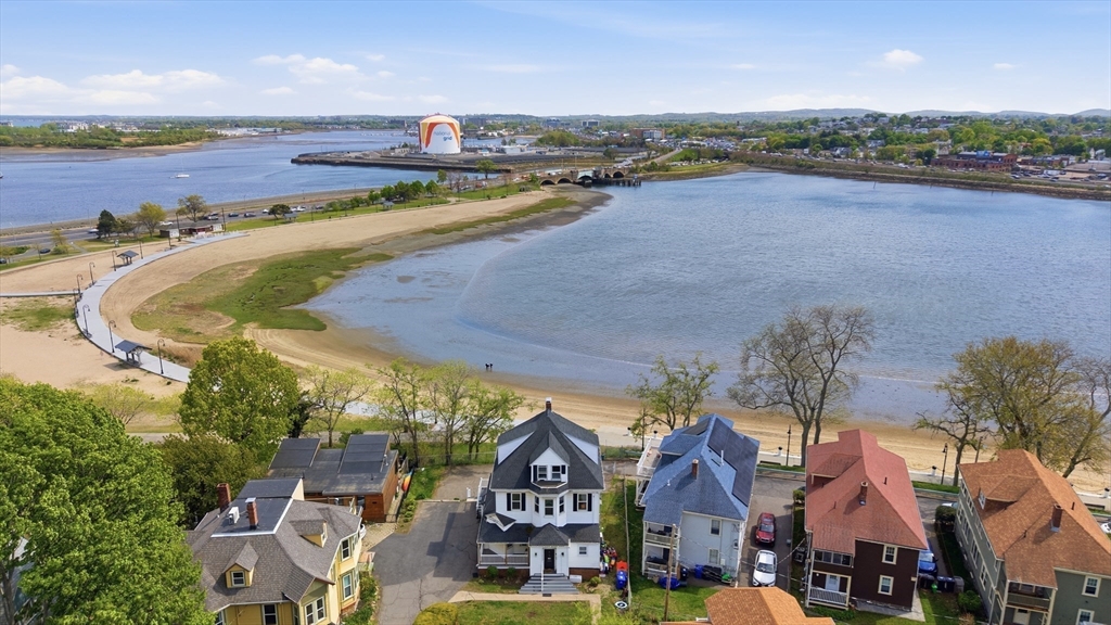 199 Savin Hill Avenue, Boston, Massachusetts, 2 Bedrooms Bedrooms, 5 Rooms Rooms,1 BathroomBathrooms,Residential Lease,For Rent,Savin Hill Avenue,73520196