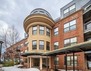 110 Cypress St, Brookline, Massachusetts, 2 Bedrooms Bedrooms, 4 Rooms Rooms,2 BathroomsBathrooms,Residential Lease,For Rent,Cypress St,73520237