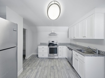 20 Wilson, Natick, Massachusetts, 2 Bedrooms Bedrooms, 3 Rooms Rooms,1 BathroomBathrooms,Residential Lease,For Rent,Wilson,73478364