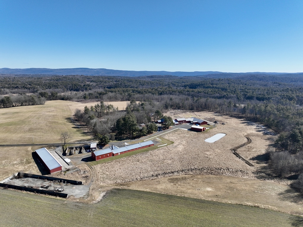 47 Cross St, Bernardston, Massachusetts, 4 Bedrooms Bedrooms, 9 Rooms Rooms,1.5 BathroomsBathrooms,Residential,For Sale,Cross St,73217548