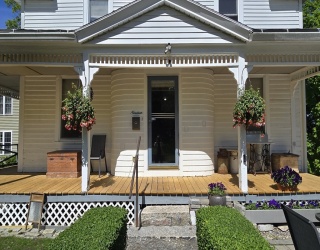 19 Denmark Street, Worcester, Massachusetts, 5 Bedrooms Bedrooms, 10 Rooms Rooms,3 BathroomsBathrooms,Residential,For Sale,Denmark Street,73520282