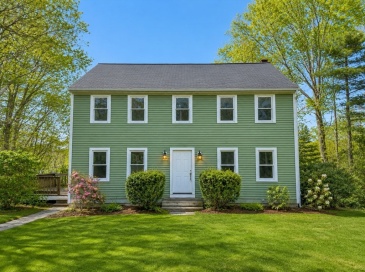 111 Snow St, Hanson, Massachusetts, 3 Bedrooms Bedrooms, 7 Rooms Rooms,2 BathroomsBathrooms,Residential,For Sale,Snow St,73520285 111 Snow St, Hanson, Massachusetts, 3 Bedrooms Bedrooms, 7 Rooms Rooms,2 BathroomsBathrooms,Residential,For Sale,Snow St,73520285