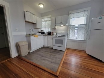 139 Franklin Street, Lynn, Massachusetts, 2 Bedrooms Bedrooms, 4 Rooms Rooms,1 BathroomBathrooms,Residential Lease,For Rent,Franklin Street,73520307