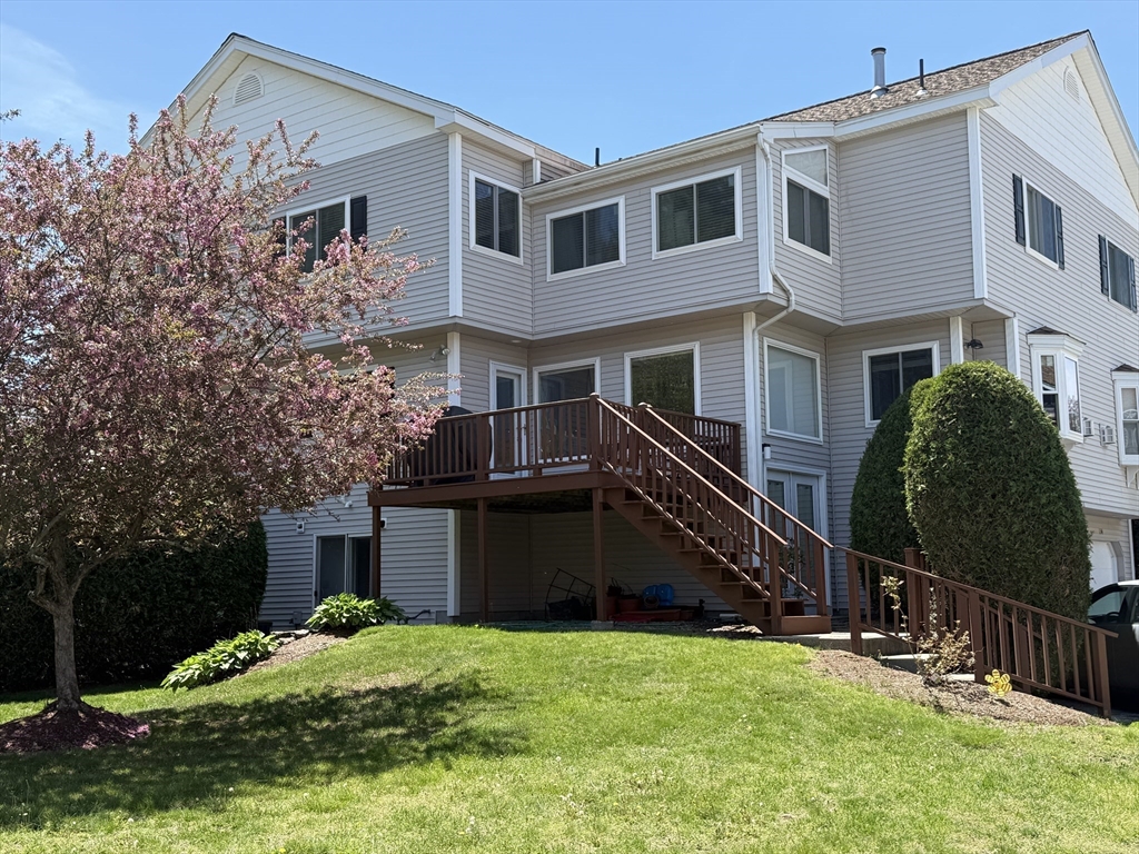 136 Algonquin Trl, Ashland, Massachusetts, 2 Bedrooms Bedrooms, 5 Rooms Rooms,2.5 BathroomsBathrooms,Residential Lease,For Rent,Algonquin Trl,73520359