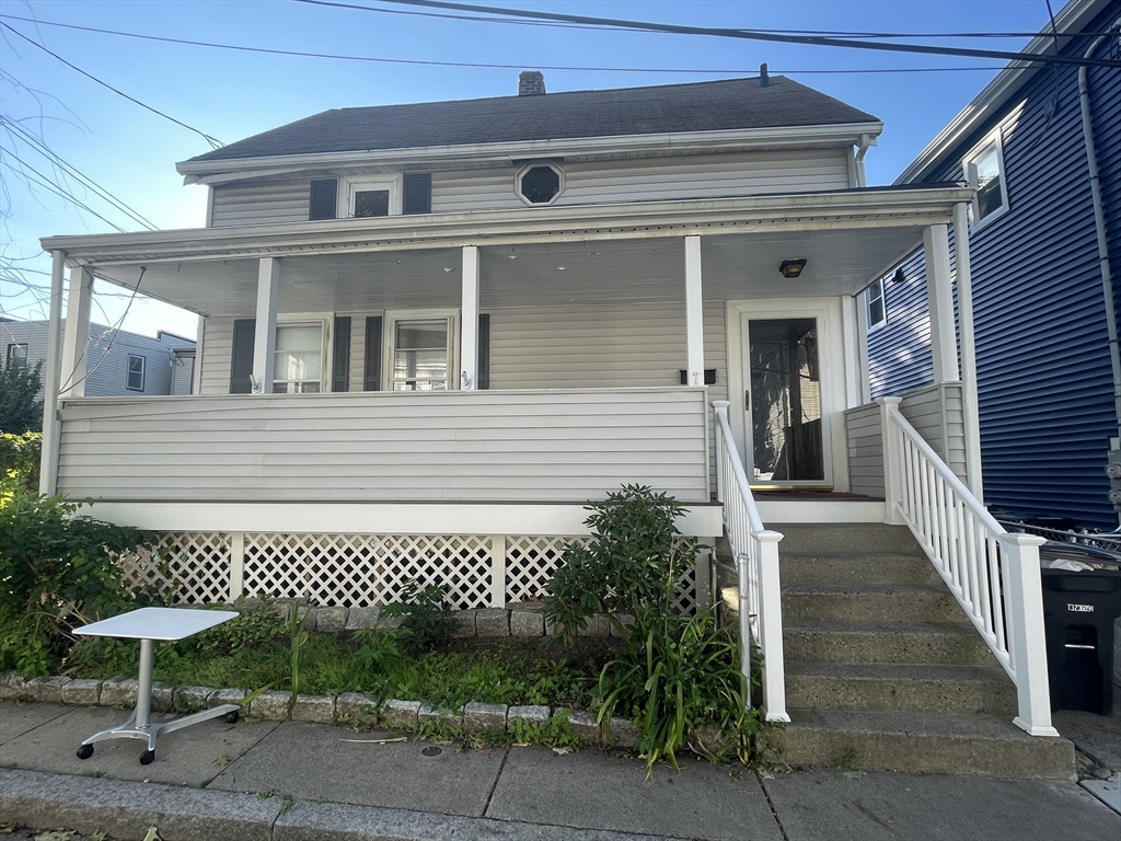 7 Henderson St, Somerville, Massachusetts, 3 Bedrooms Bedrooms, 8 Rooms Rooms,2 BathroomsBathrooms,Residential Lease,For Rent,Henderson St,73520379