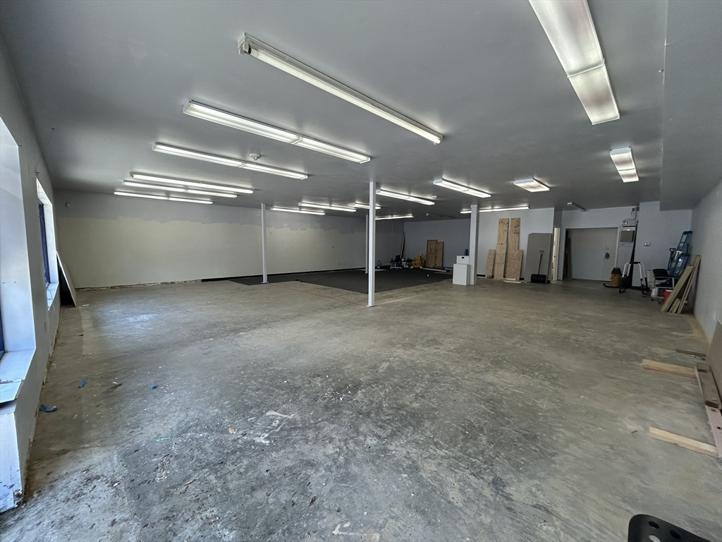 44 Bass Avenue, Gloucester, Massachusetts, ,Commercial Lease,For Rent,Bass Avenue,73520338