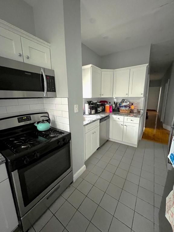 41 Ardell, Quincy, Massachusetts, 3 Bedrooms Bedrooms, 5 Rooms Rooms,1 BathroomBathrooms,Residential Lease,For Rent,Ardell,73520435