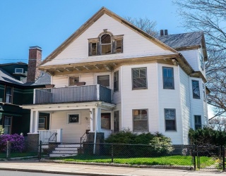 55 Brown Ave, Boston, Massachusetts, 6 Bedrooms Bedrooms, 14 Rooms Rooms,3 BathroomsBathrooms,Residential Income,For Sale,Brown Ave,73507890