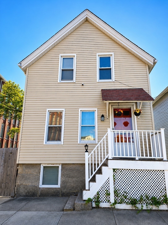 1 Thatcher St, New Bedford, Massachusetts, 2 Bedrooms Bedrooms, 4 Rooms Rooms,1 BathroomBathrooms,Residential,For Sale,Thatcher St,73520506