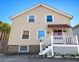 1 Thatcher St, New Bedford, Massachusetts, 2 Bedrooms Bedrooms, 4 Rooms Rooms,1 BathroomBathrooms,Residential,For Sale,Thatcher St,73520506
