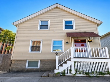 1 Thatcher St, New Bedford, Massachusetts, 2 Bedrooms Bedrooms, 4 Rooms Rooms,1 BathroomBathrooms,Residential,For Sale,Thatcher St,73520506