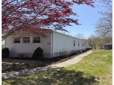 7 Chestnut St, Rockland, Massachusetts, 2 Bedrooms Bedrooms, 4 Rooms Rooms,1.5 BathroomsBathrooms,Residential,For Sale,Chestnut St,73513075