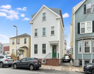 339 W 3rd St, Boston, Massachusetts, 3 Bedrooms Bedrooms, 5 Rooms Rooms,2 BathroomsBathrooms,Residential Lease,For Rent,W 3rd St,73520607