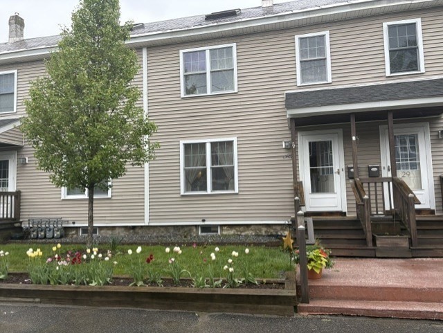 31 Taft Street, North Adams, Massachusetts, 3 Bedrooms Bedrooms, 5 Rooms Rooms,1.5 BathroomsBathrooms,Residential,For Sale,Taft Street,73520610