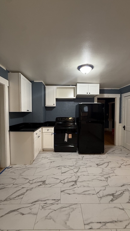 123 Everett St, Southbridge, Massachusetts, 3 Bedrooms Bedrooms, 7 Rooms Rooms,1 BathroomBathrooms,Residential Lease,For Rent,Everett St,73520548